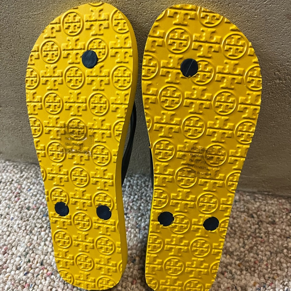🆕 Tory Burch Azaleh Flip Flops - Picture 7 of 9